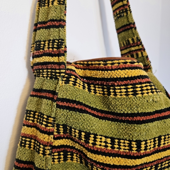 Textured Shoulder Bag - Picture 3 of 3